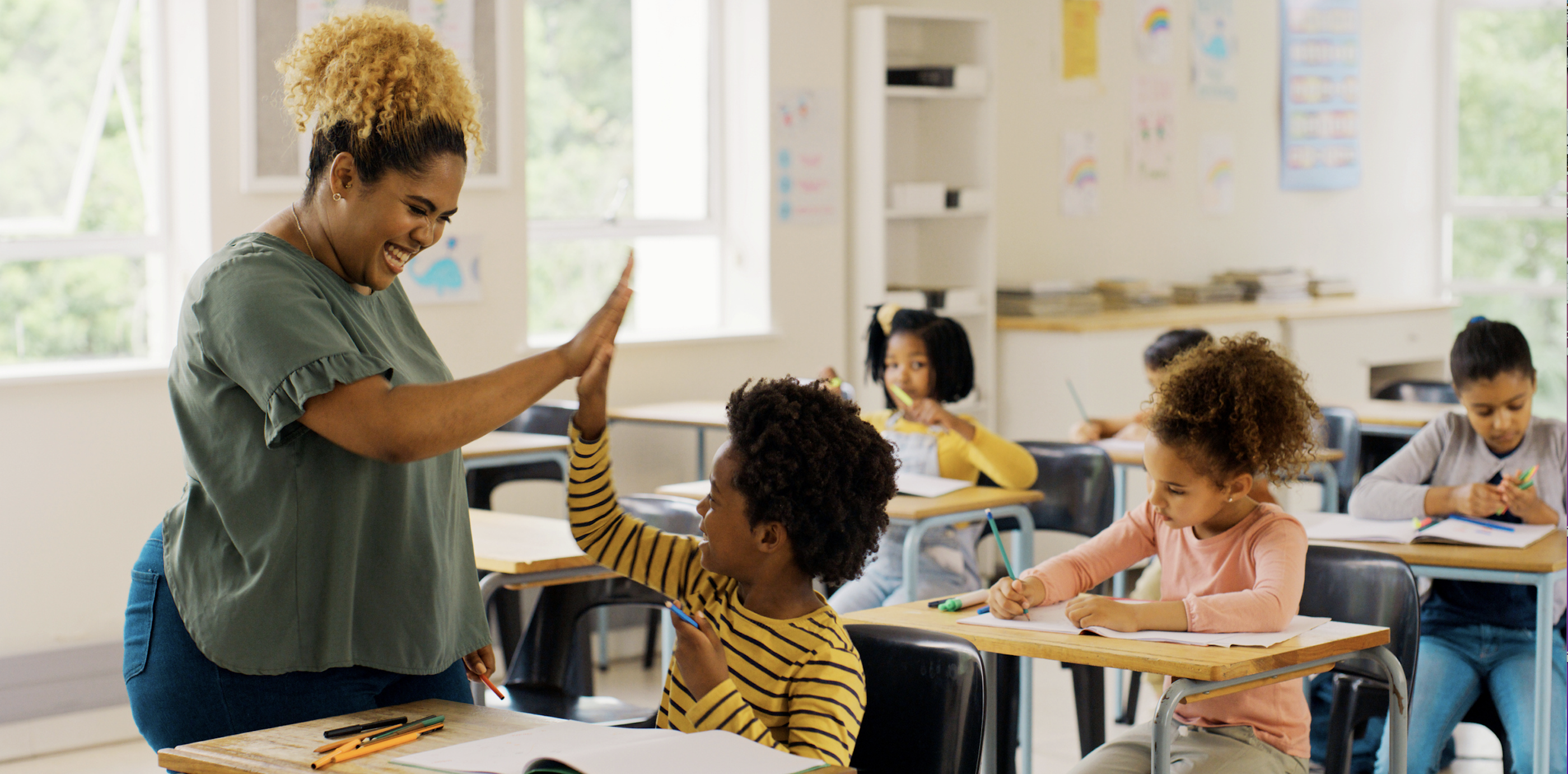 5 Strategies to Create a Positive Classroom Environment