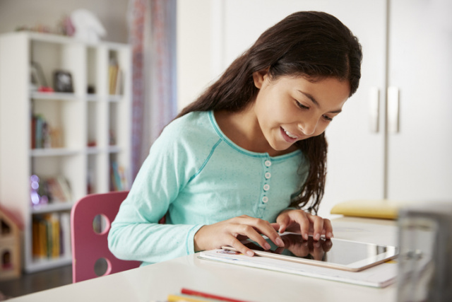 Distance Learning for ELLs: Resource Collection